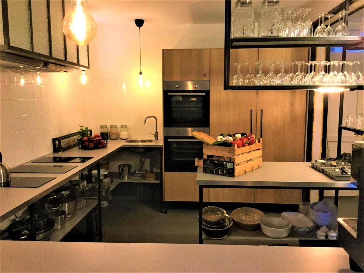L'Arbre A Cabane Guyonvelle 外观 照片