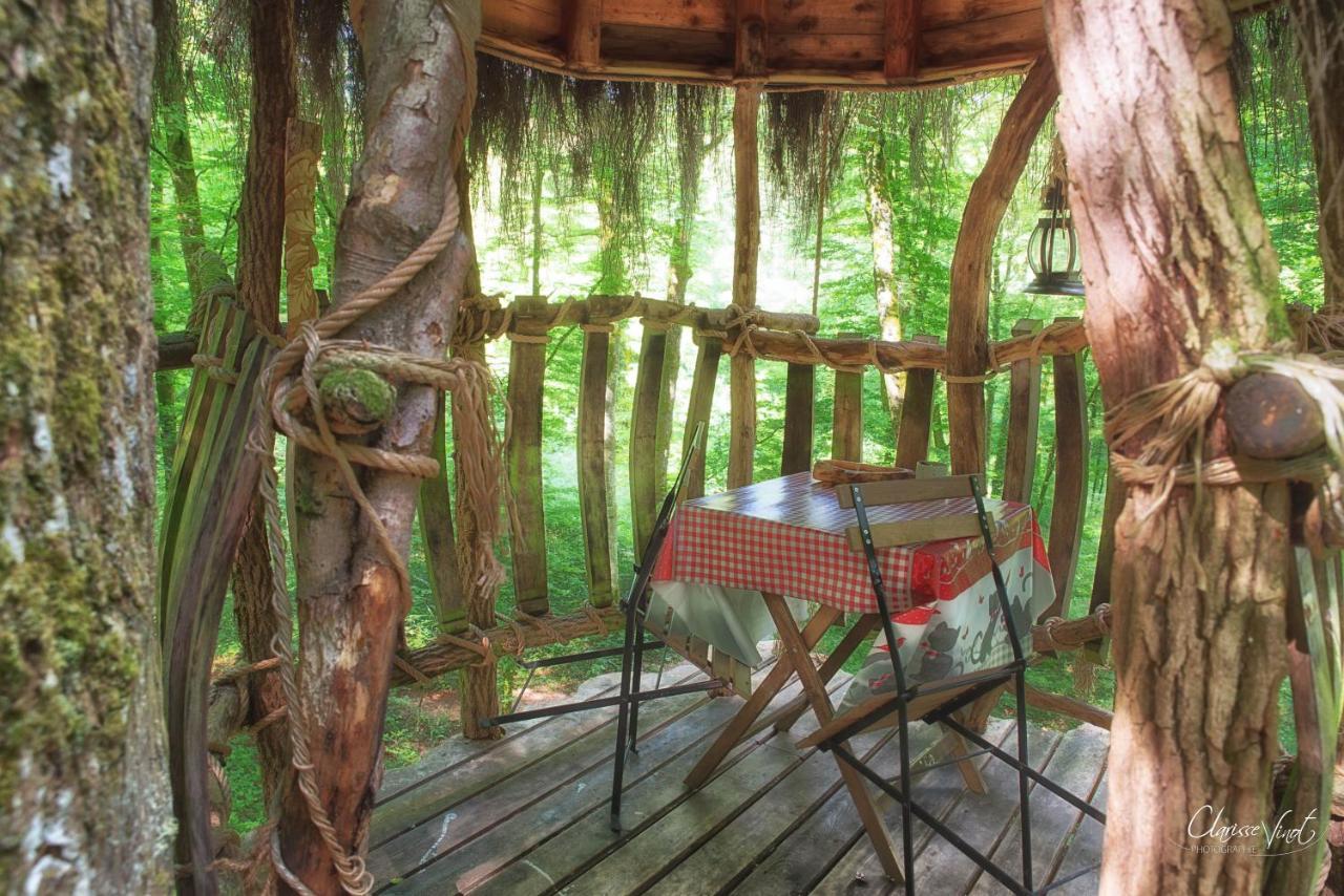 L'Arbre A Cabane Guyonvelle 外观 照片